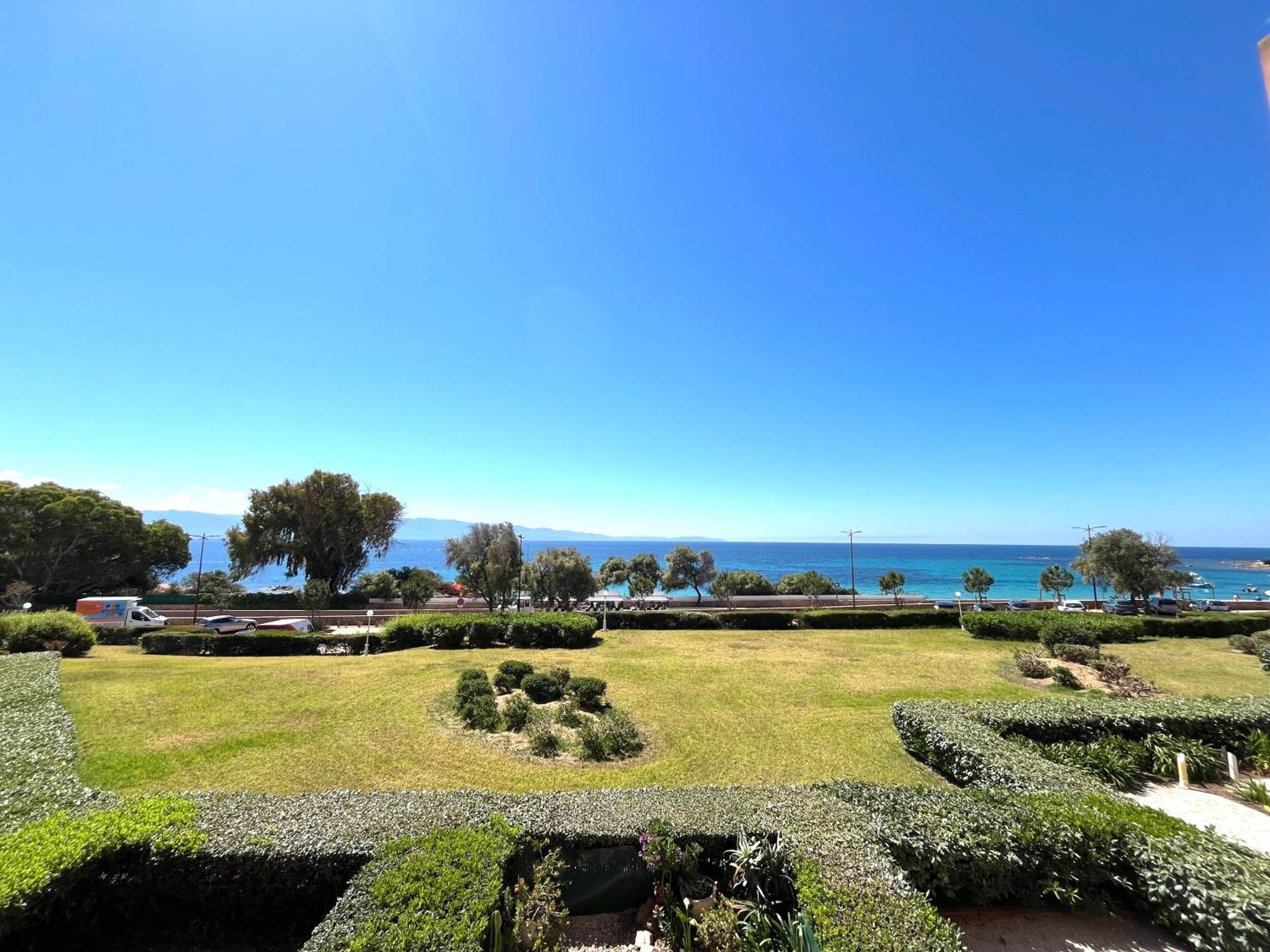 Apartment Aria Marina Route Des Sanguinaires A 50m Parking Gratuit 2adultes Avec 1enfant Ajaccio (Corsica)